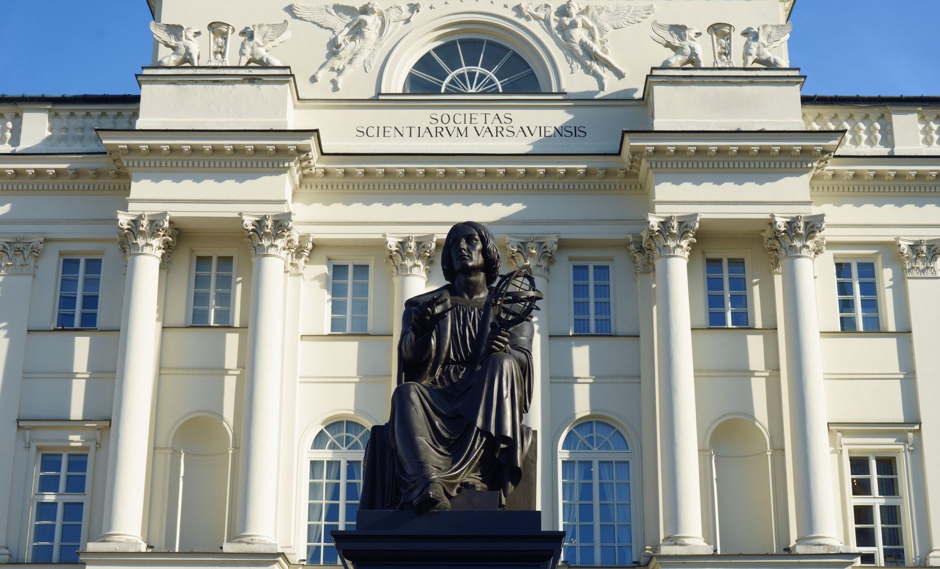 Sejm wybiera szefa IPN! Mateusz Szpytma wygrywa w zawiłych grach koalicji, a naukowcy protestują