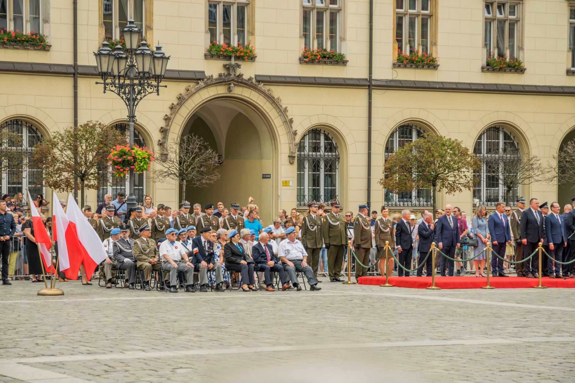 Szczyt NATO w Ankarze. Polska zabiera głos o bezpieczeństwie i zbrojeniach. Co na niego czeka