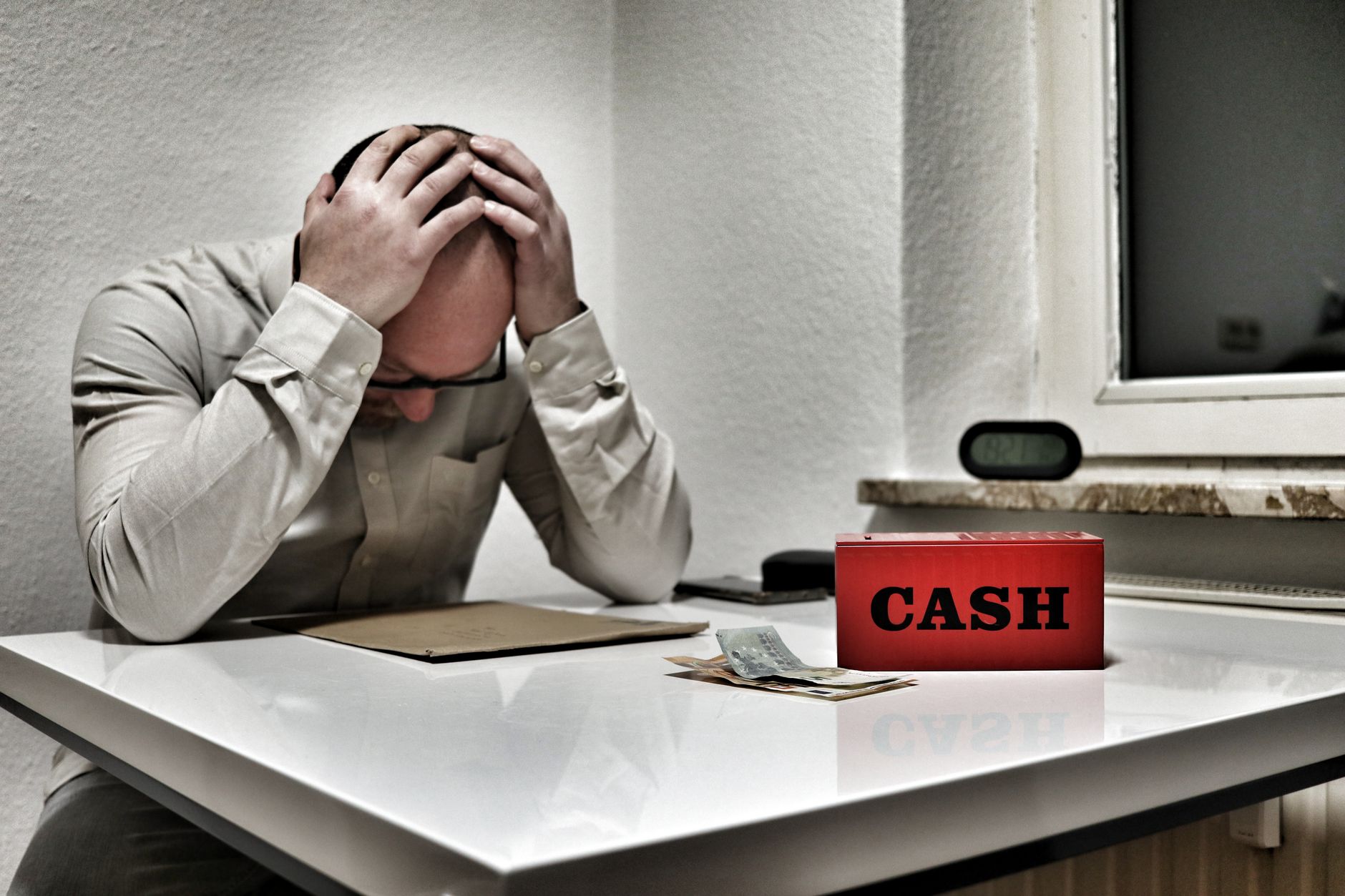 Polska na skraju kryzysu finansowego? Wciąż rosnące upadłości mimo dobrych zarobków