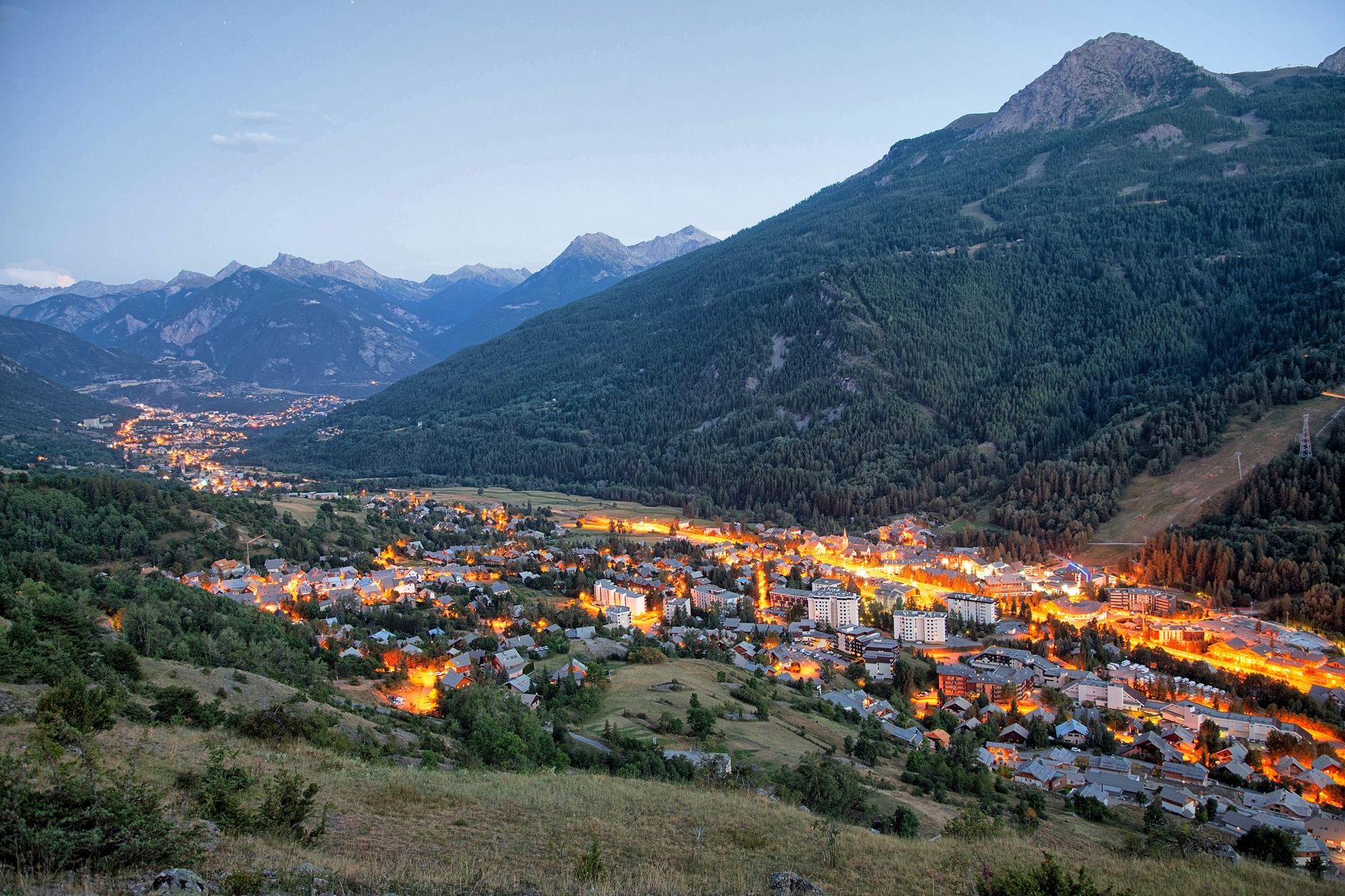 Alpe d'Huez atakuje! Najmocniejszy etap Tour de France 2026 już dziś