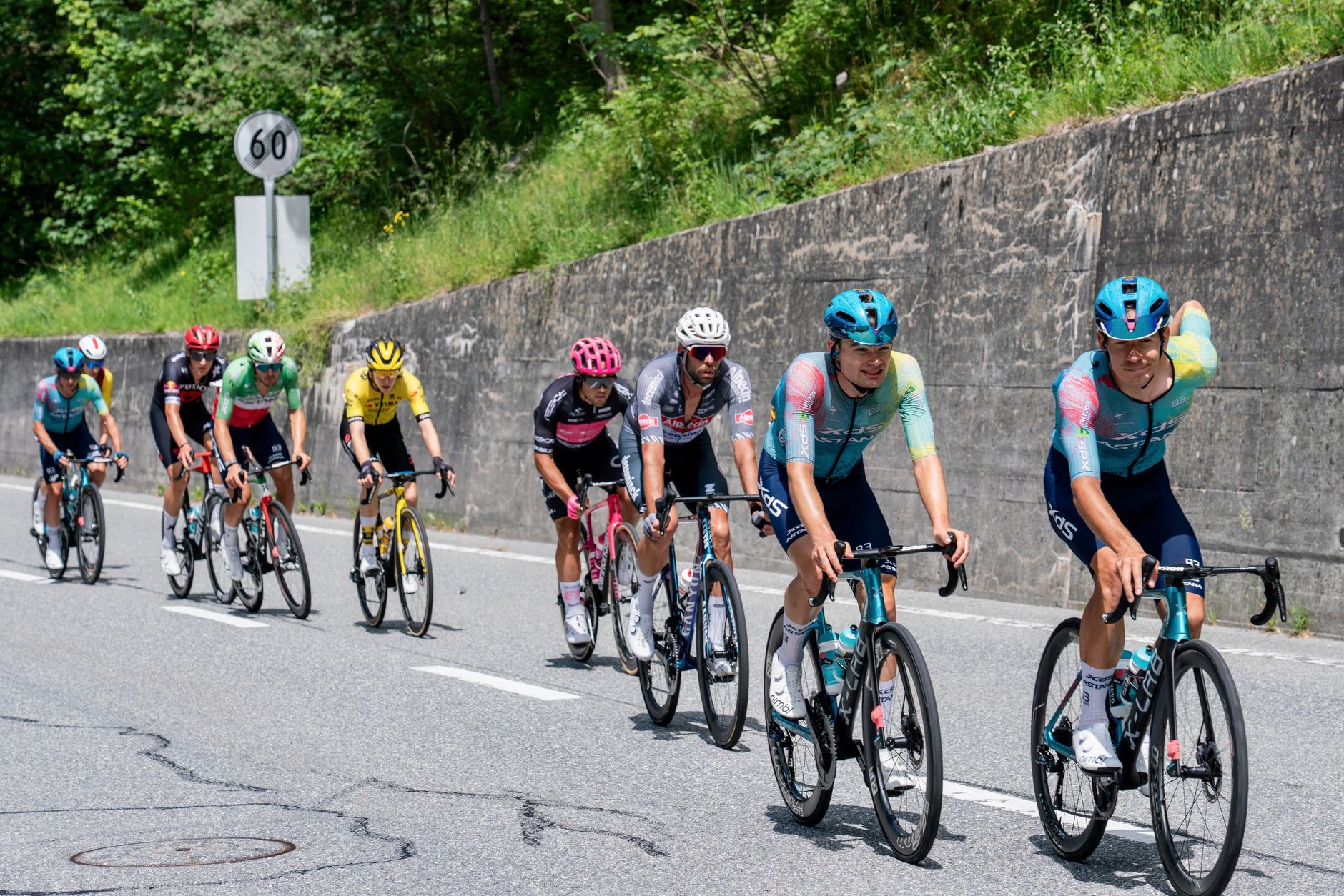 Tour de Pologne rozkręcił się! Jonathan Milan zwycięża od słoneczka, tatrzańskie góry czekają na sensation
