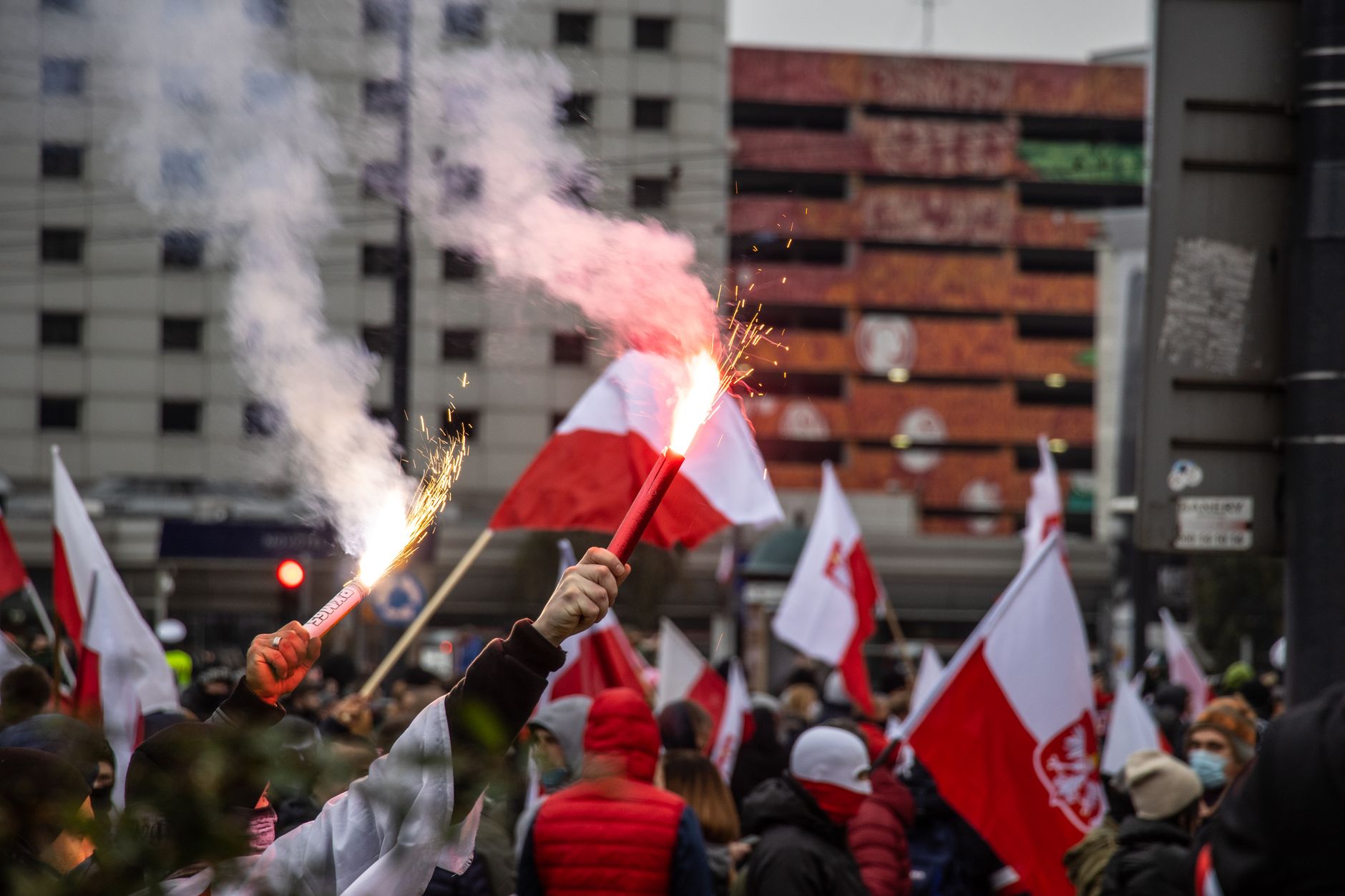 Trzaskowski pod presją! Gdzie podzieją się podpisy do referendum?